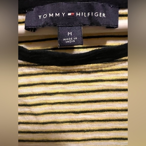 TOMMY Hilfiger Yellow with Black and White Stripes Tee T-Shirt Size Medium - Picture 3 of 5